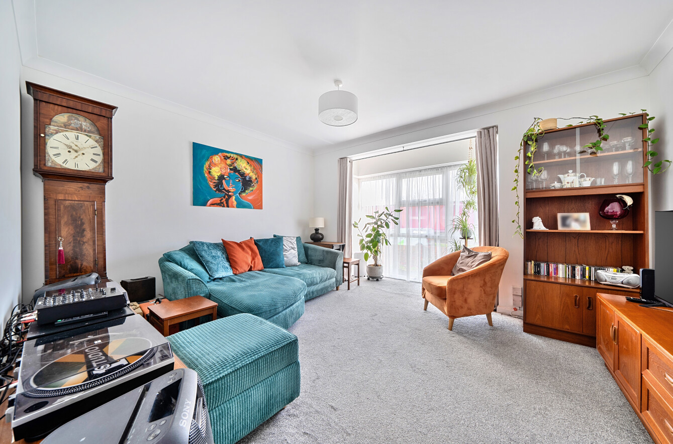 1 bedroom apartment for sale