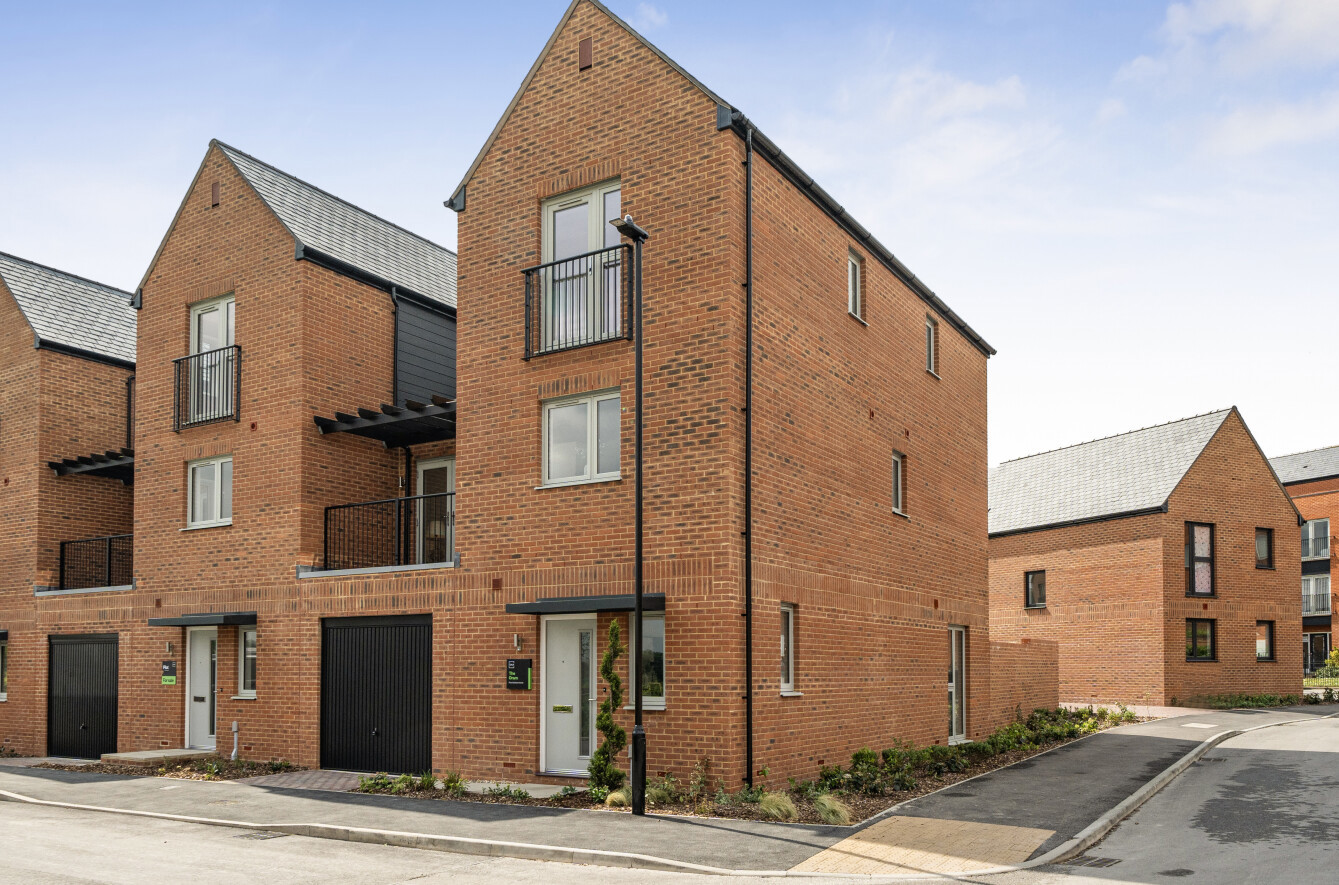 4 bedroom  terraced house for sale