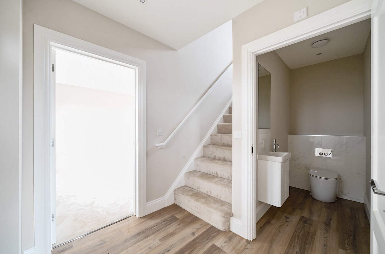 4 bedroom terraced house for sale