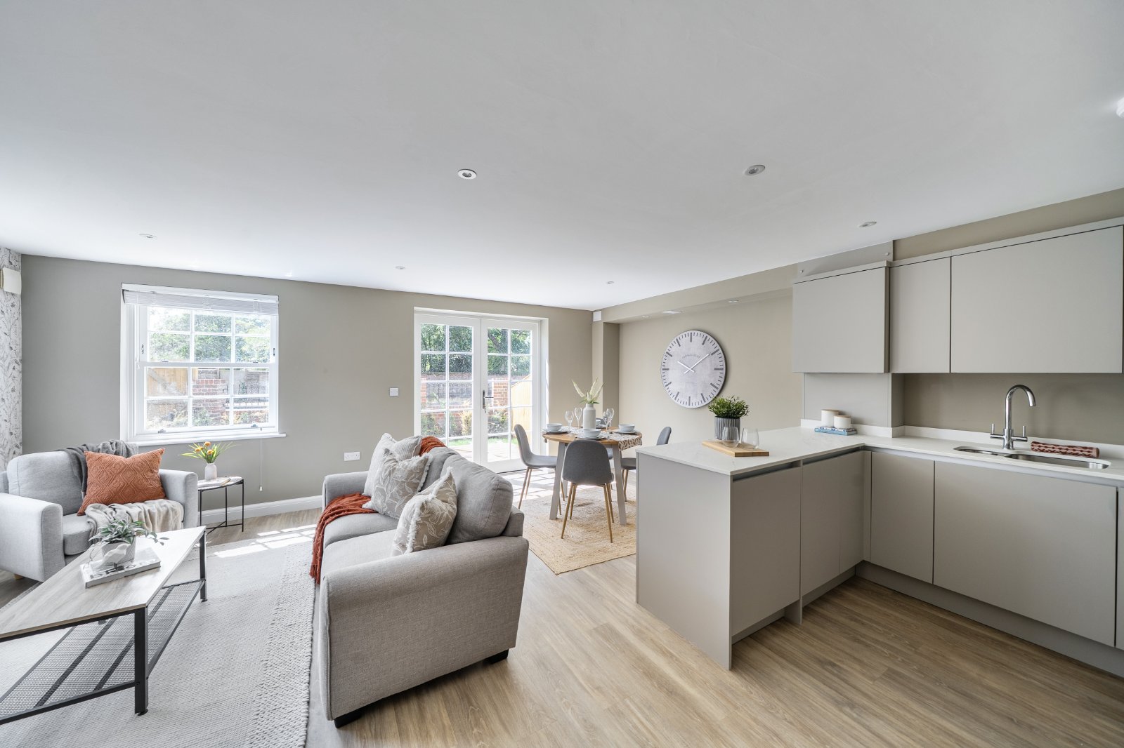 2 bedroom apartment for sale