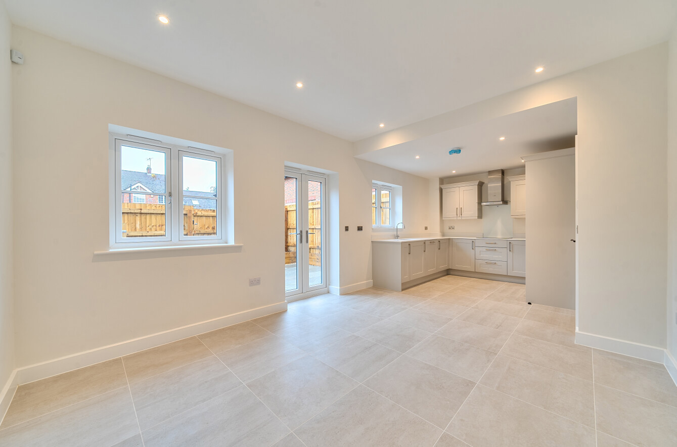 2 bedroom house for sale