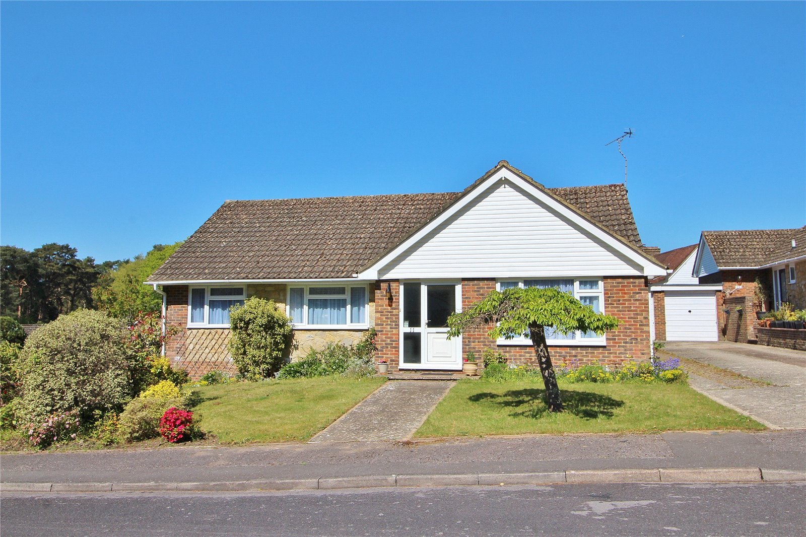 3 bedroom  detached bungalow for sale