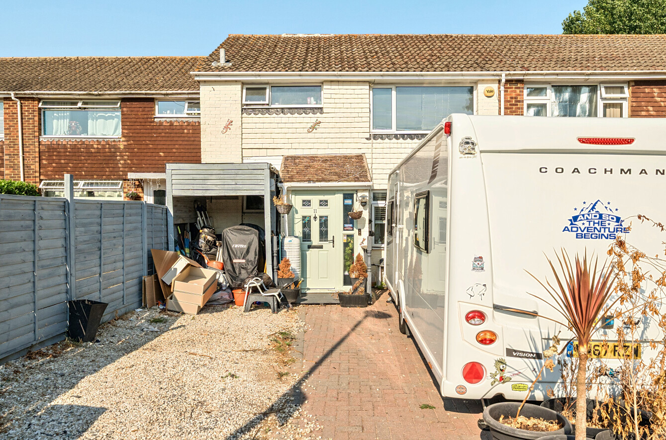 3 bedroom  terraced house for sale