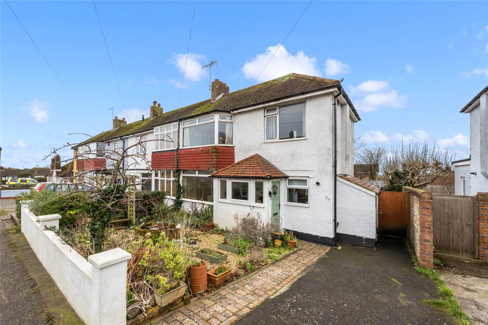 2 bedroom house for sale