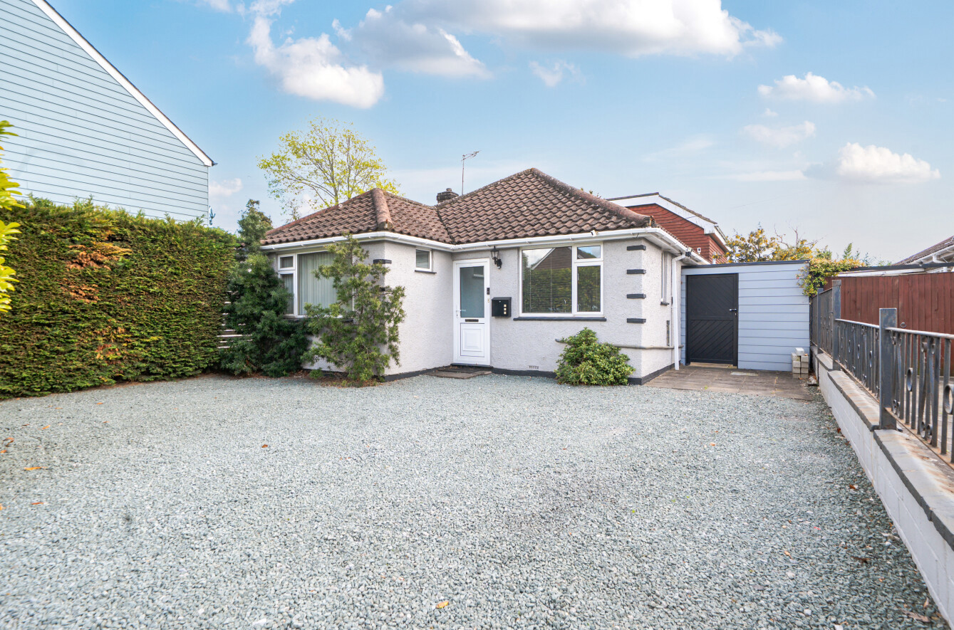 5 bedroom  detached house for sale