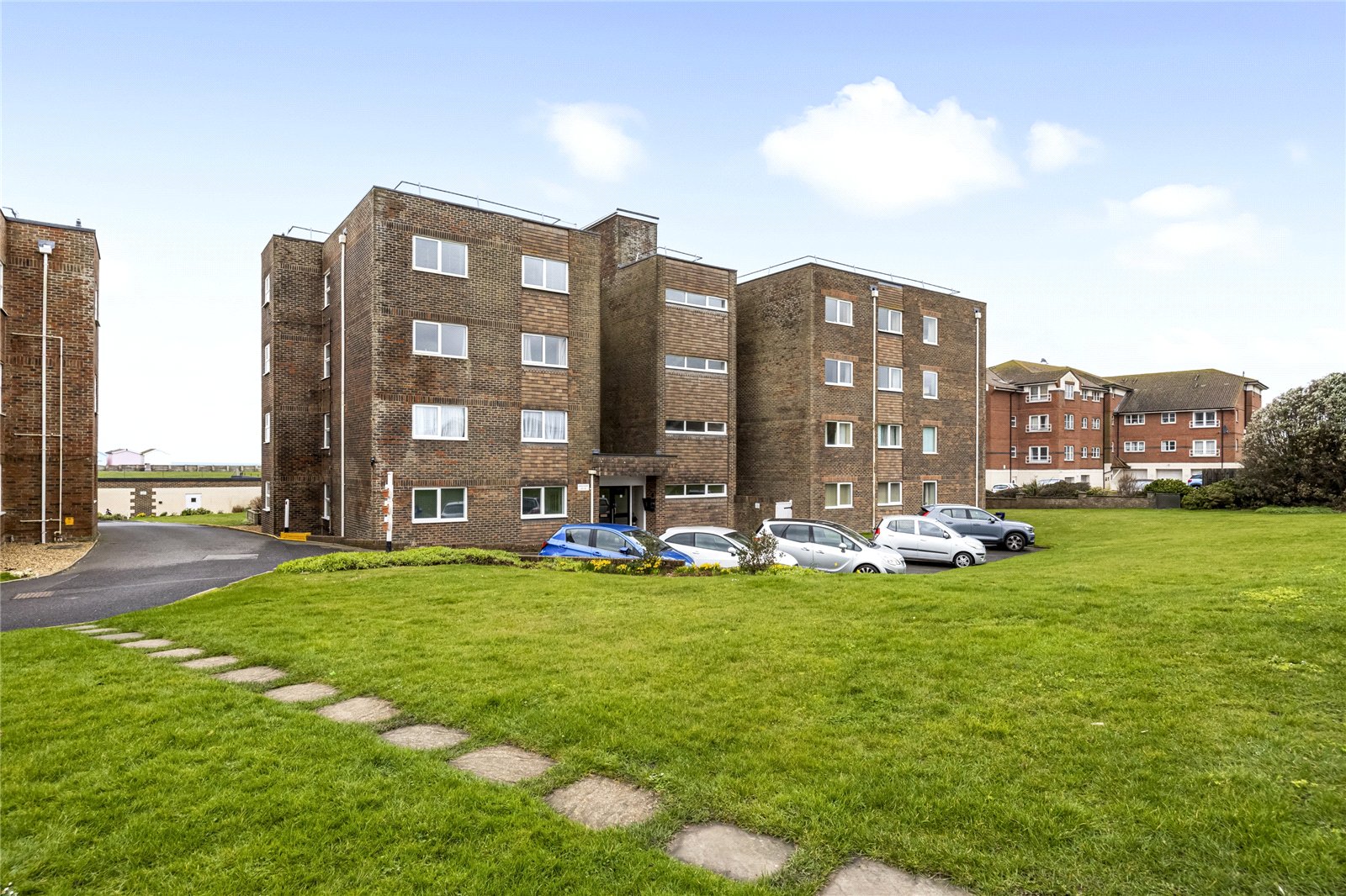 2 bedroom apartment for sale