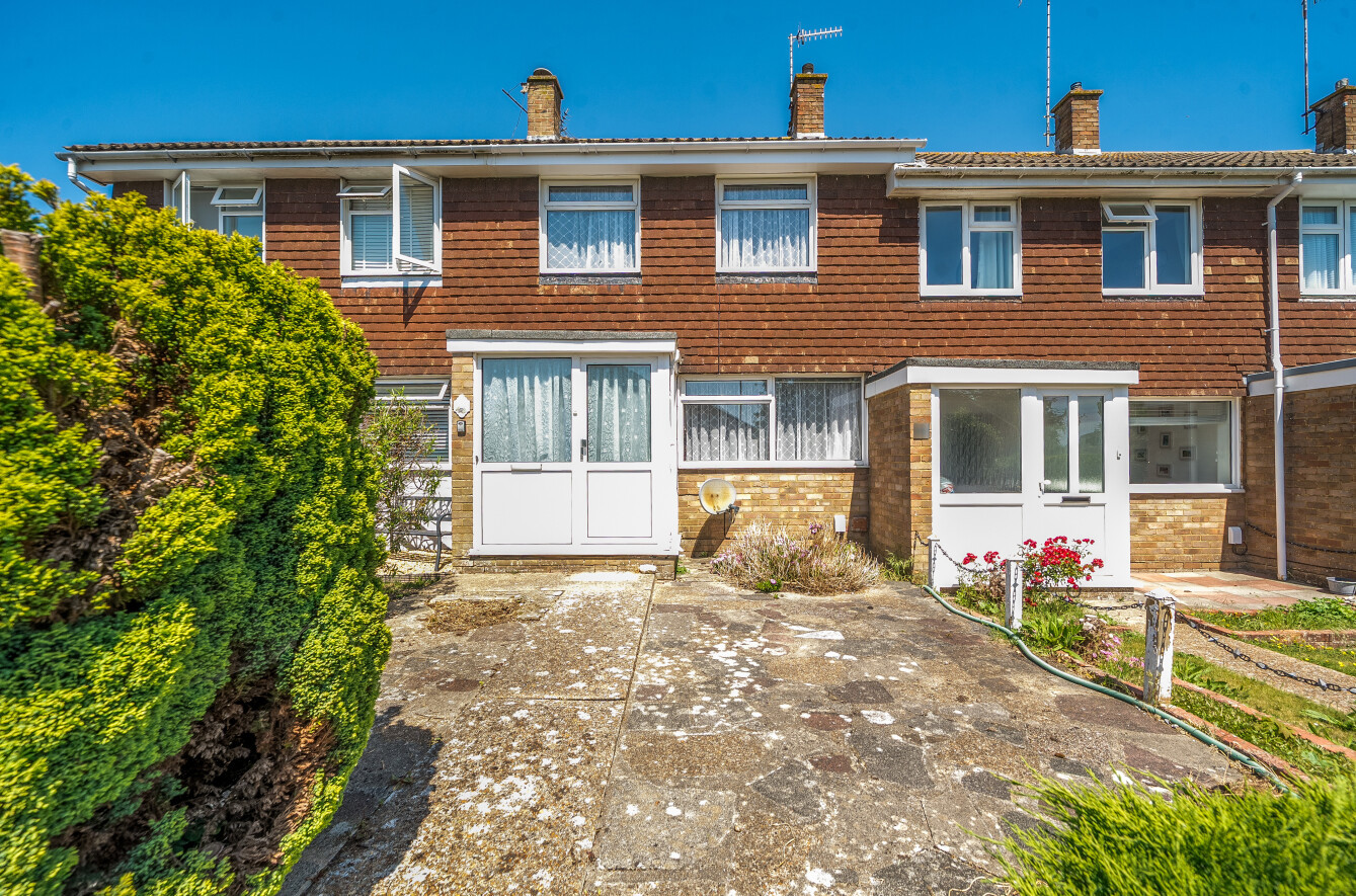 3 bedroom terraced house for sale
