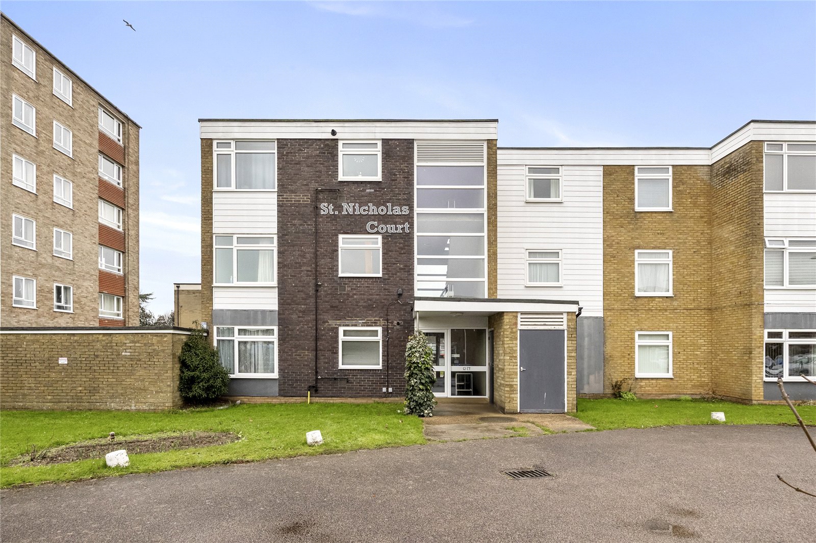 1 bedroom apartment for sale