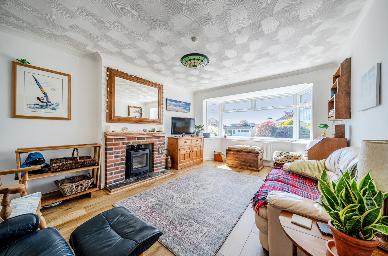 3 bedroom  detached bungalow for sale
