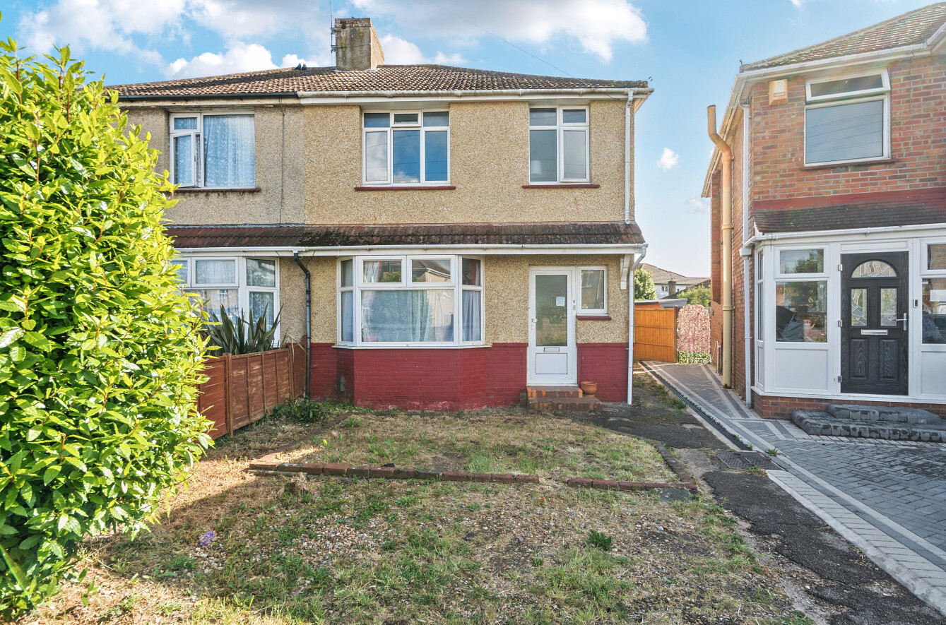 3 bedroom semi-detached house for sale
