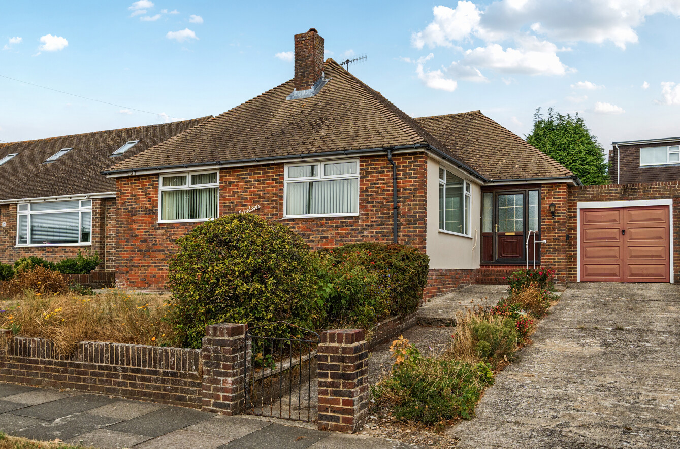 3 bedroom  detached bungalow for sale