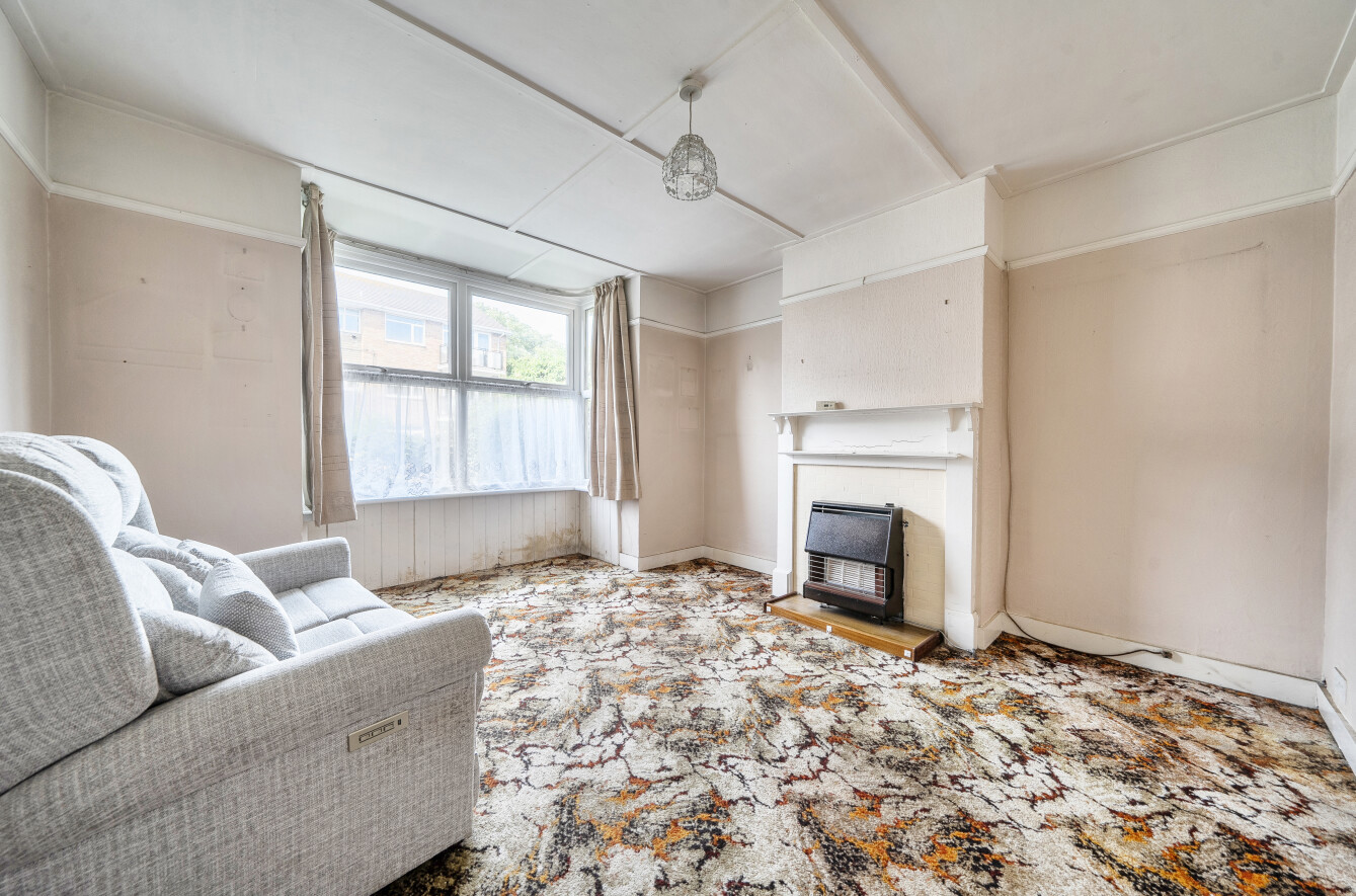 3 bedroom  terraced house for sale