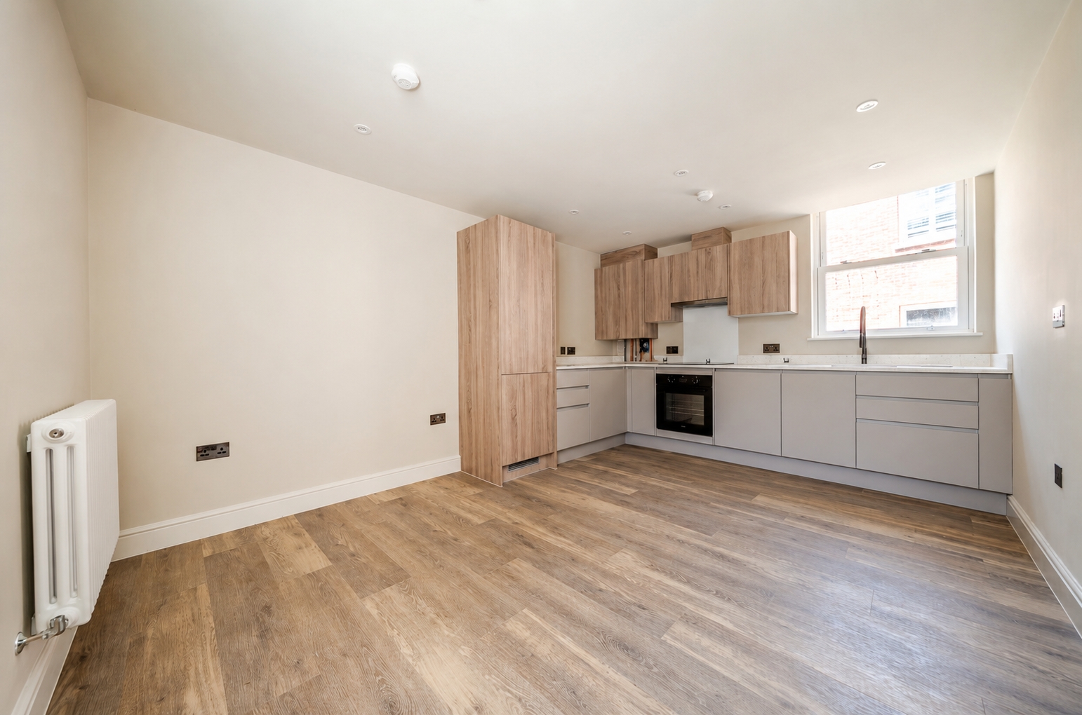 1 bedroom apartment for sale