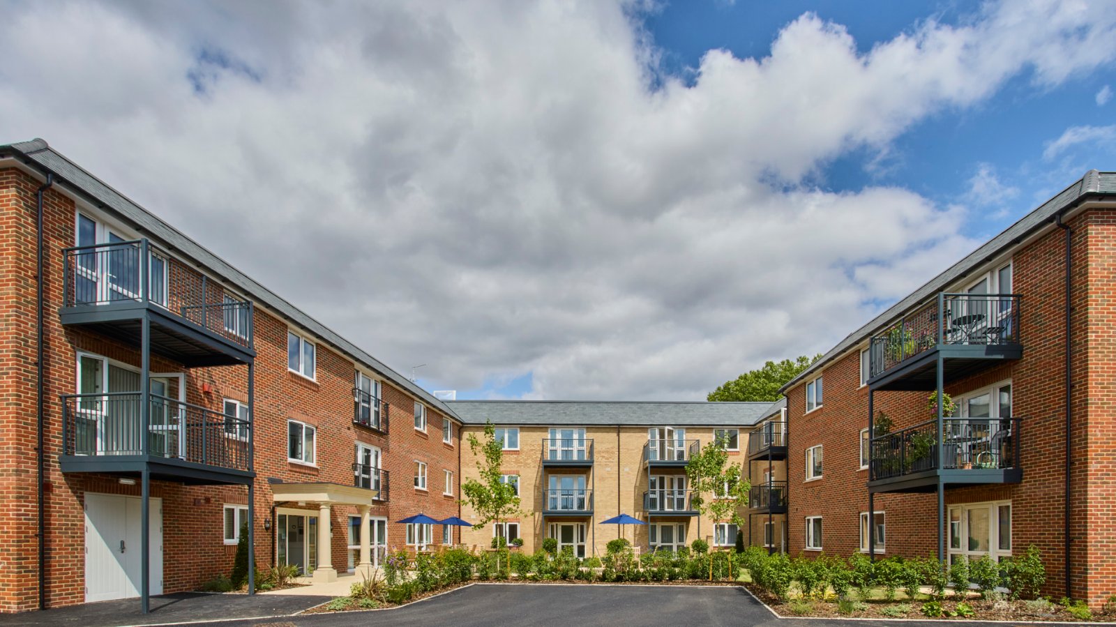 1 bedroom apartment for sale