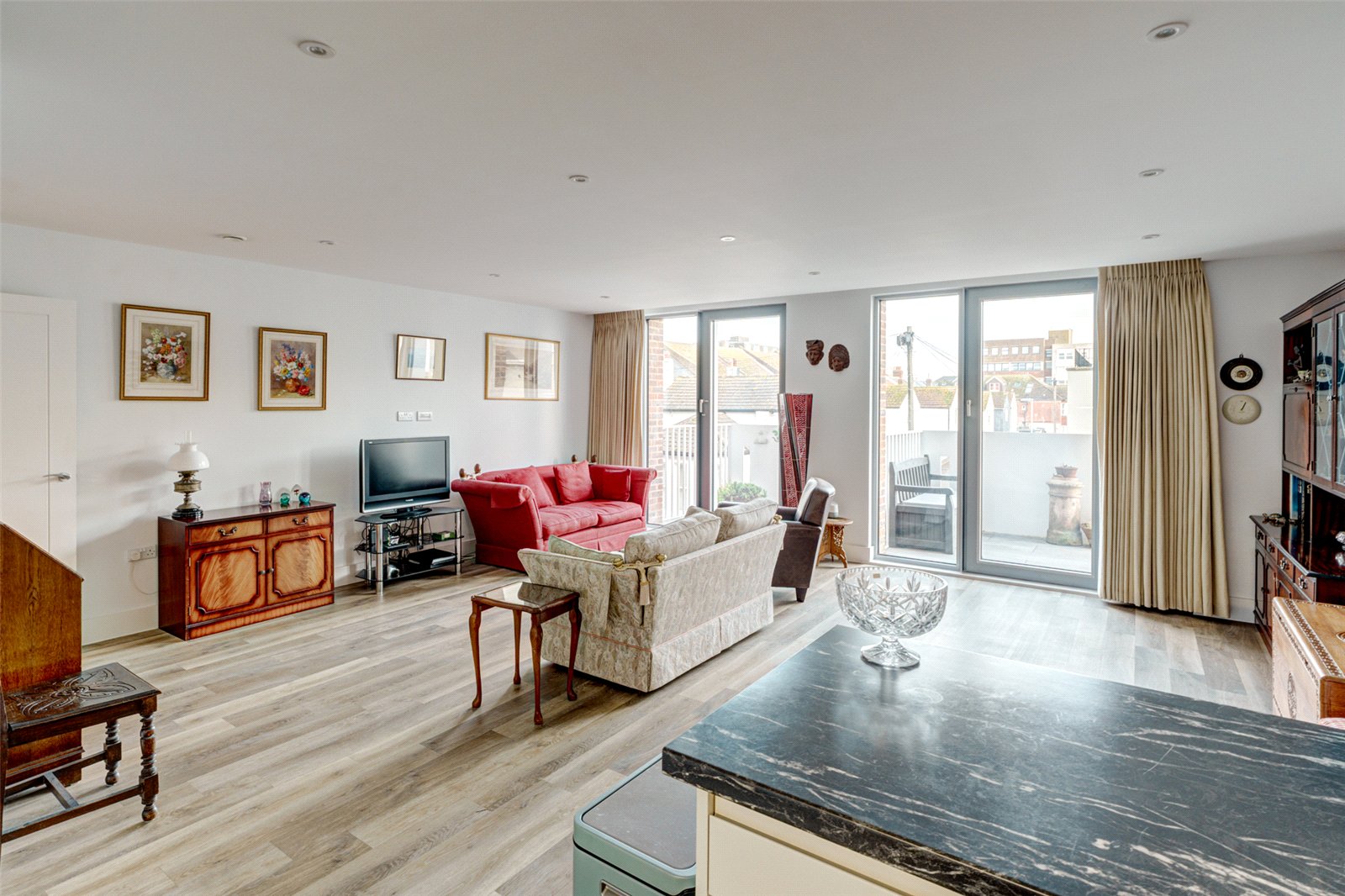 2 bedroom apartment for sale