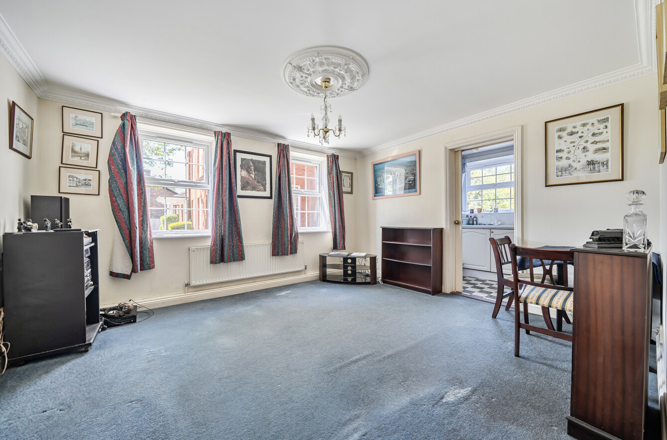 2 bedroom apartment for sale