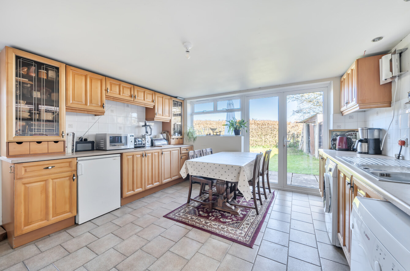 4 bedroom  semi-detached house for sale