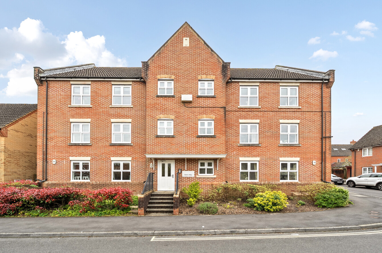 2 bedroom apartment for sale