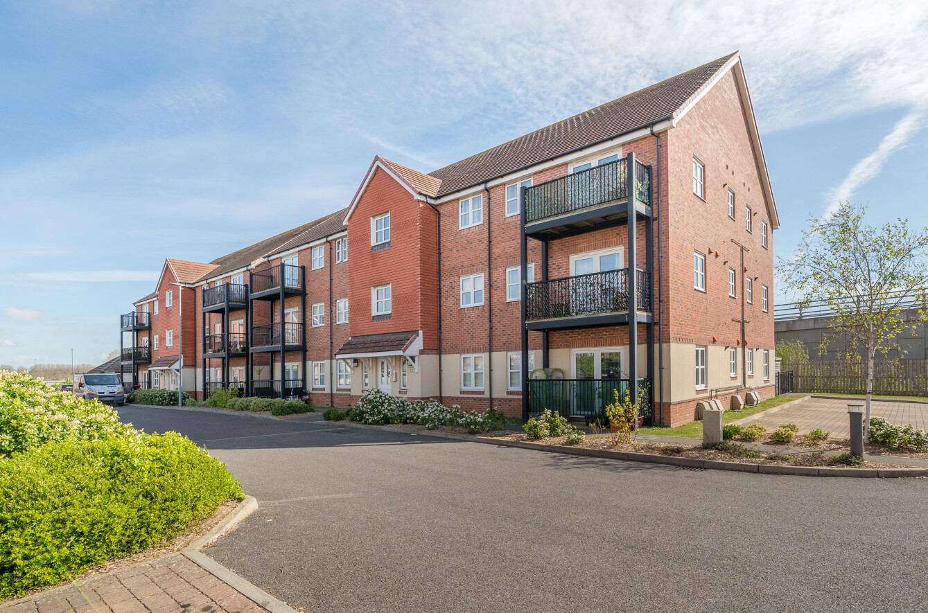 2 bedroom apartment for sale