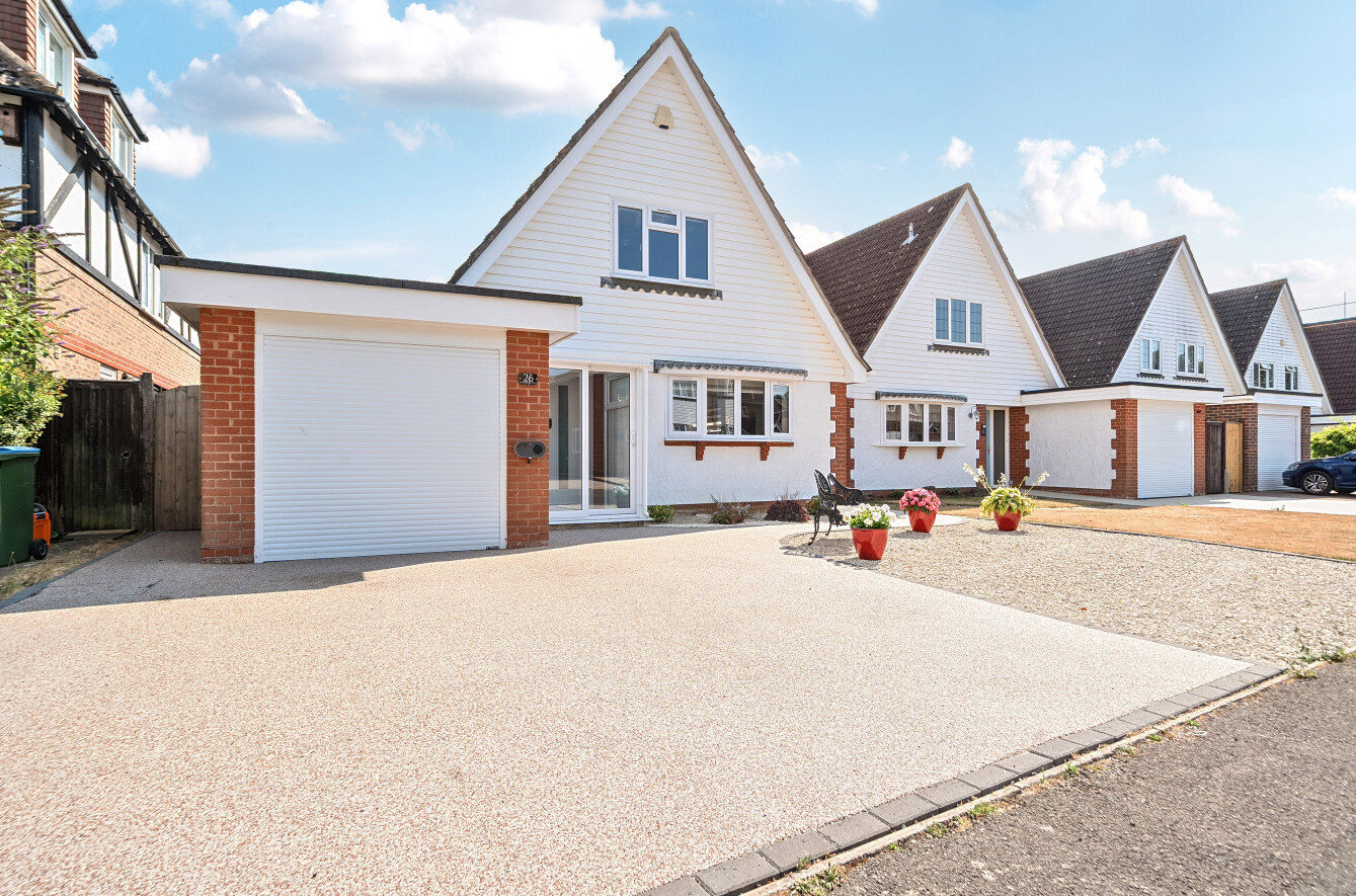 3 bedroom  detached house for sale