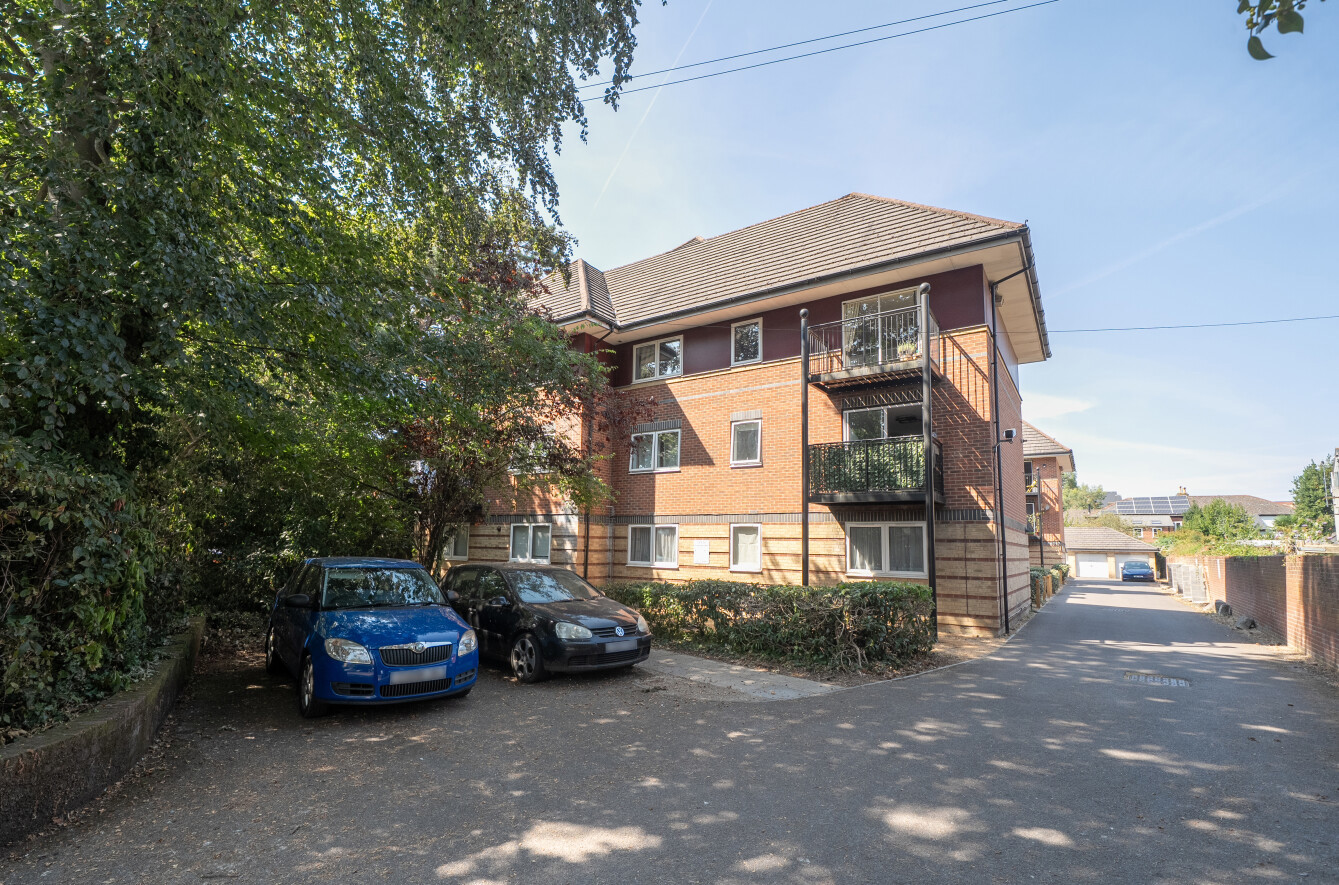 2 bedroom apartment to rent
