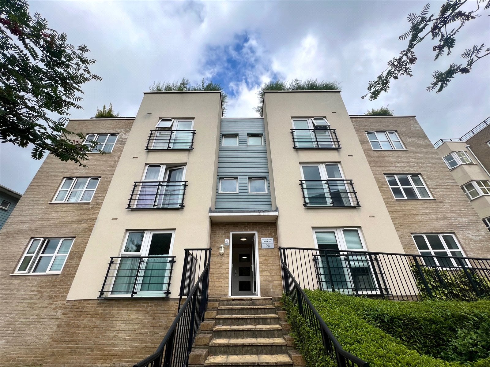 2 bedroom apartment to rent
