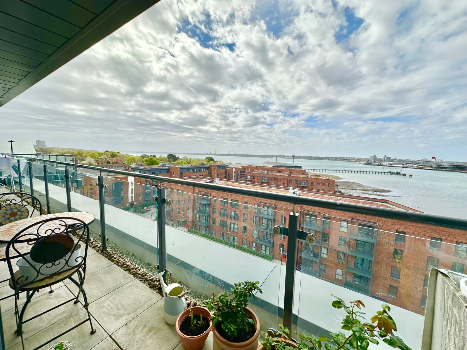 2 bedroom apartment to rent