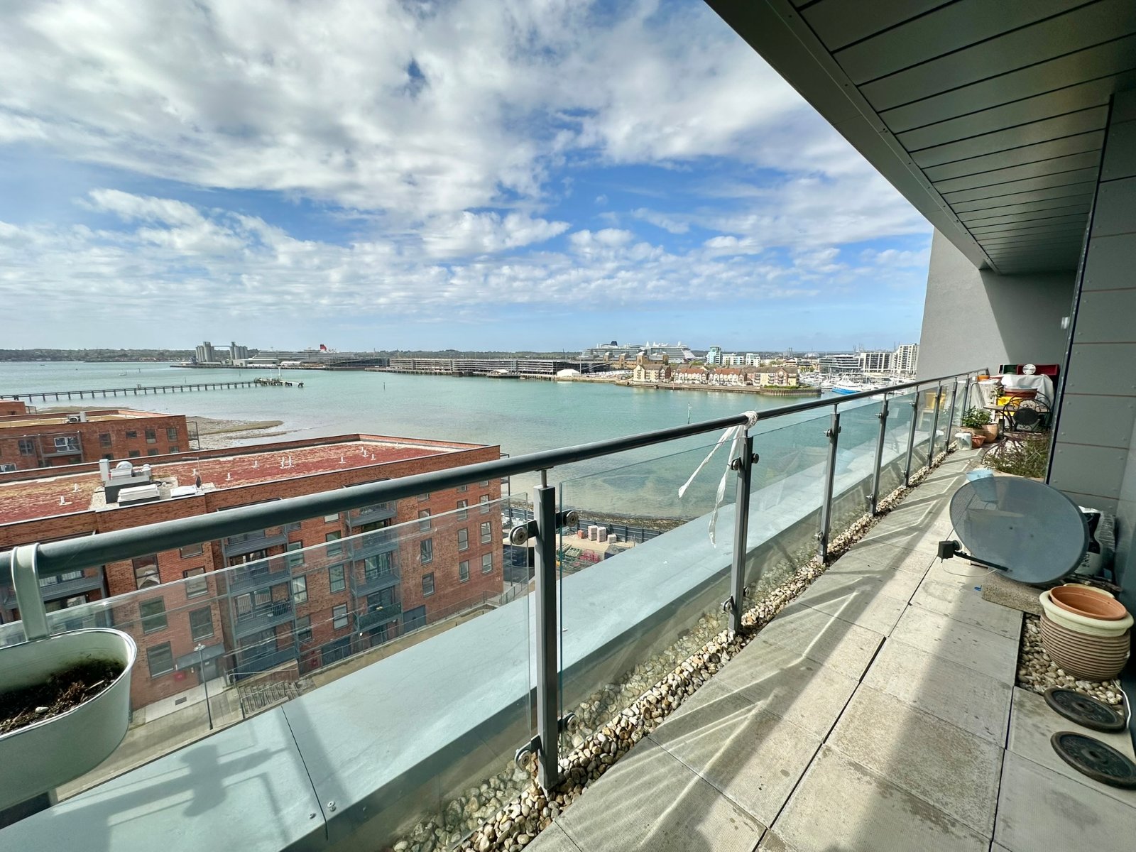 2 bedroom apartment to rent