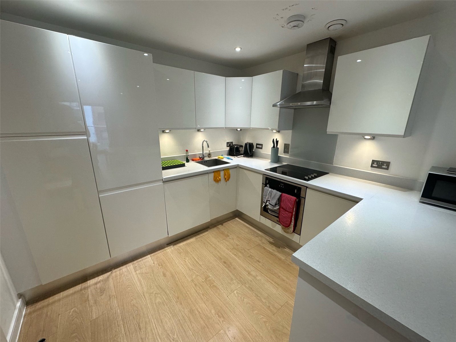 2 bedroom apartment to rent