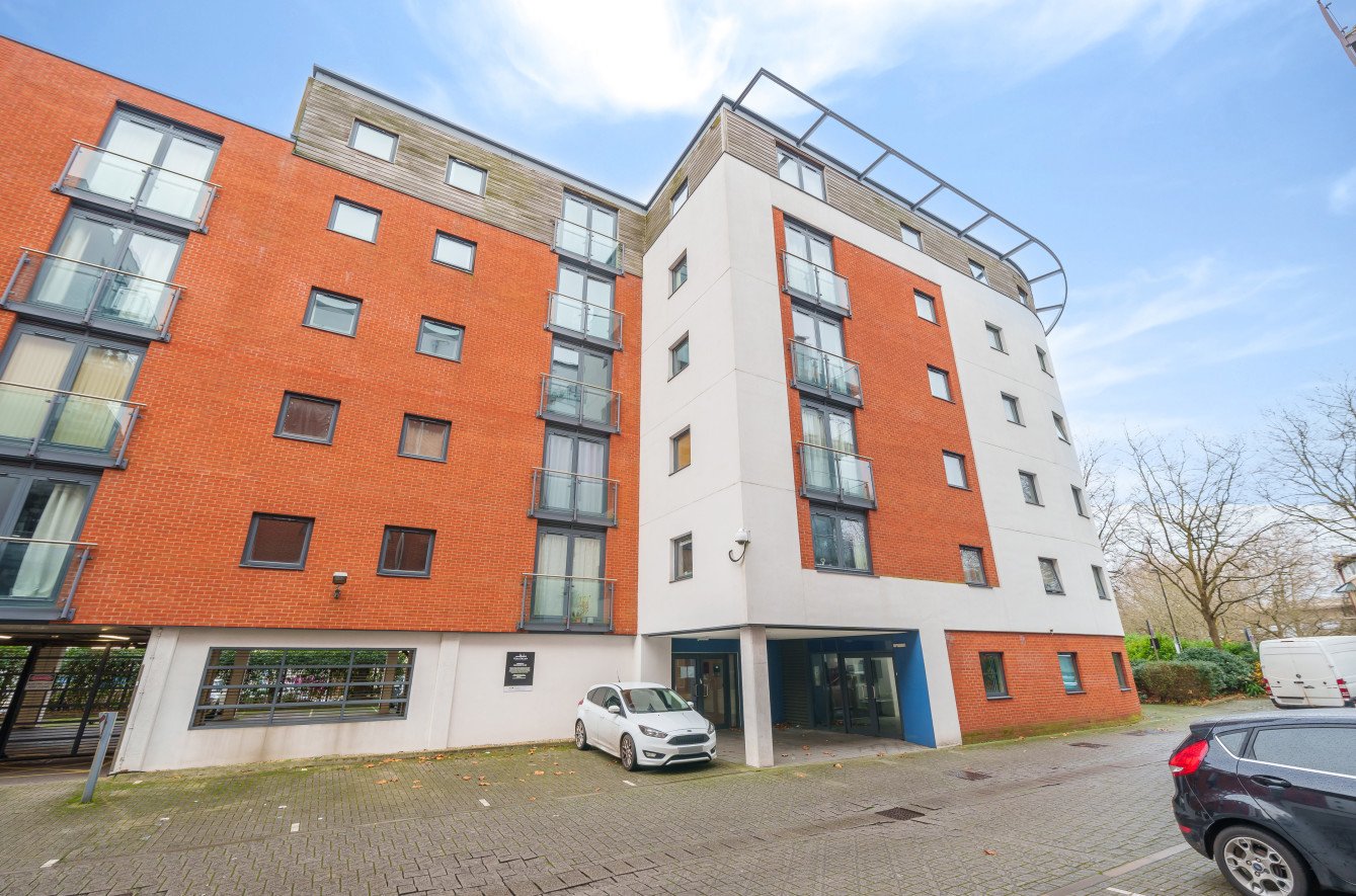 1 bedroom apartment to rent