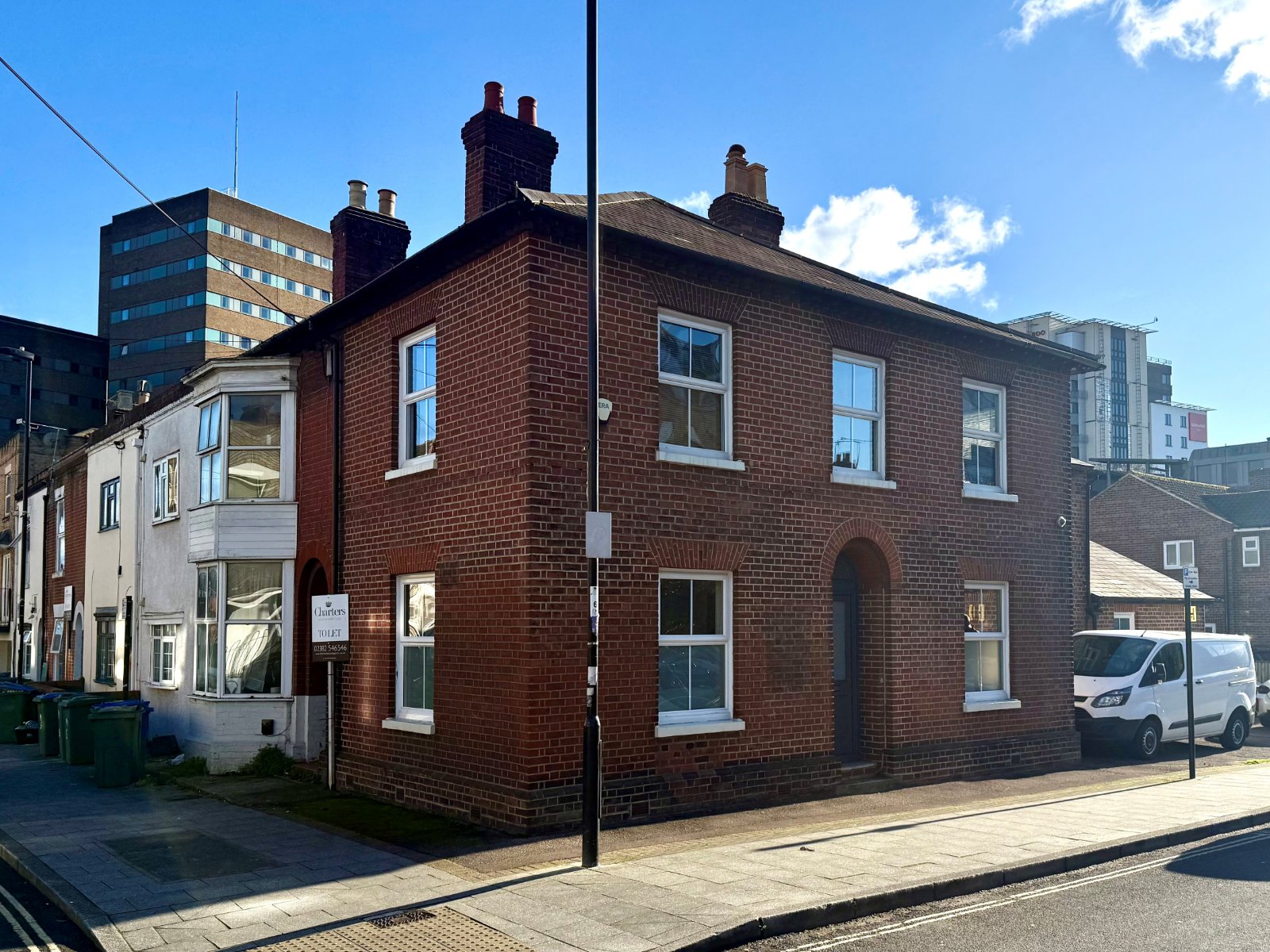 4 bedroom terraced house to rent