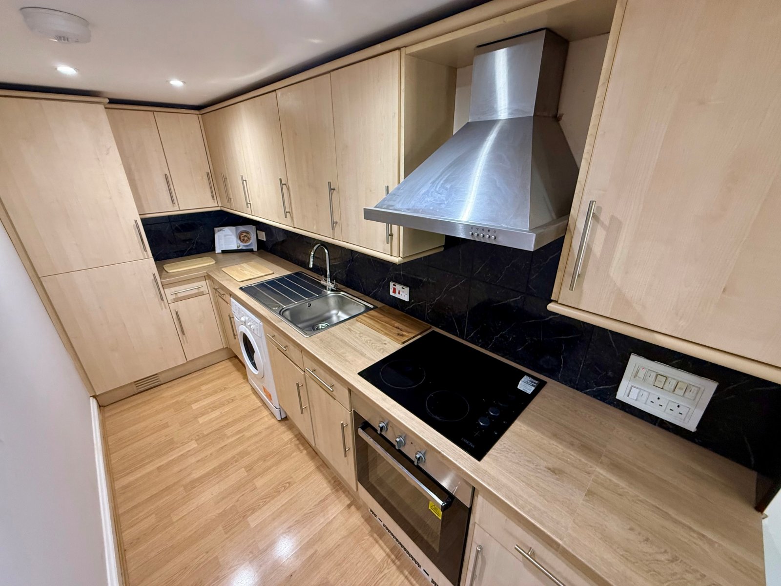 3 bedroom apartment to rent