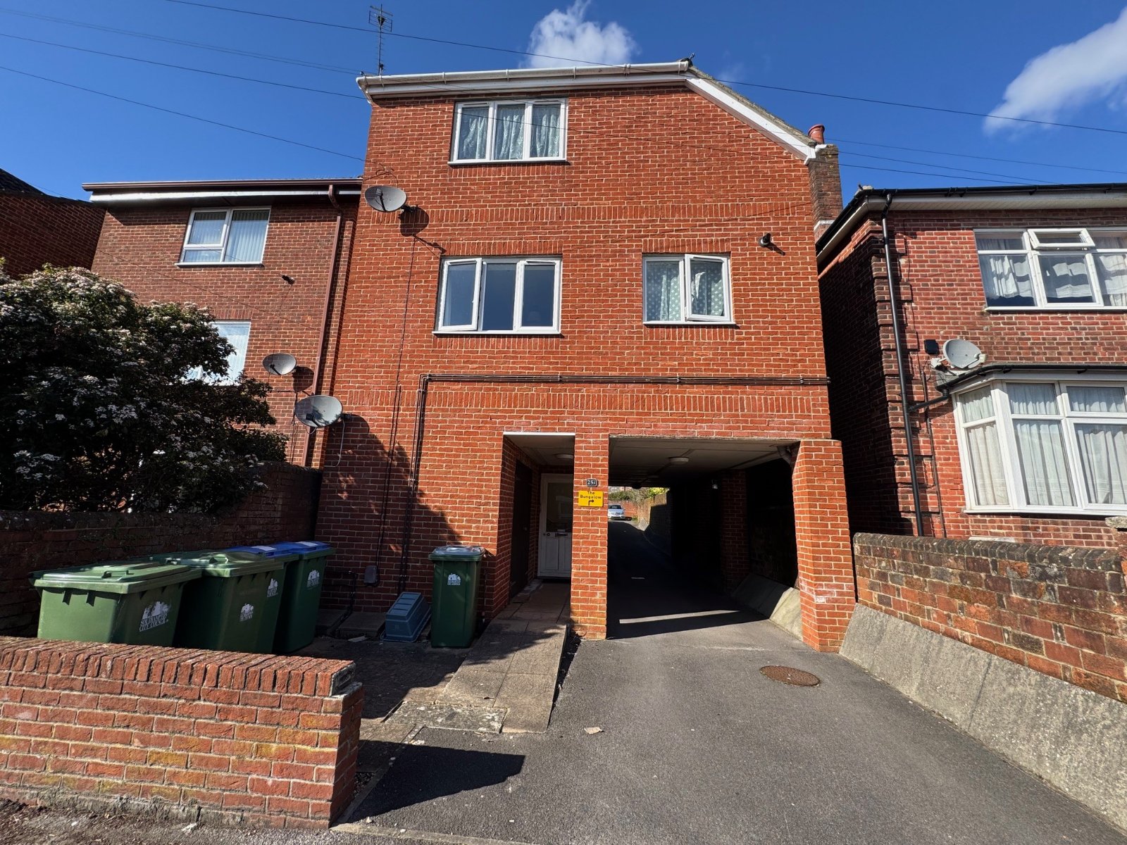 2 bedroom apartment to rent