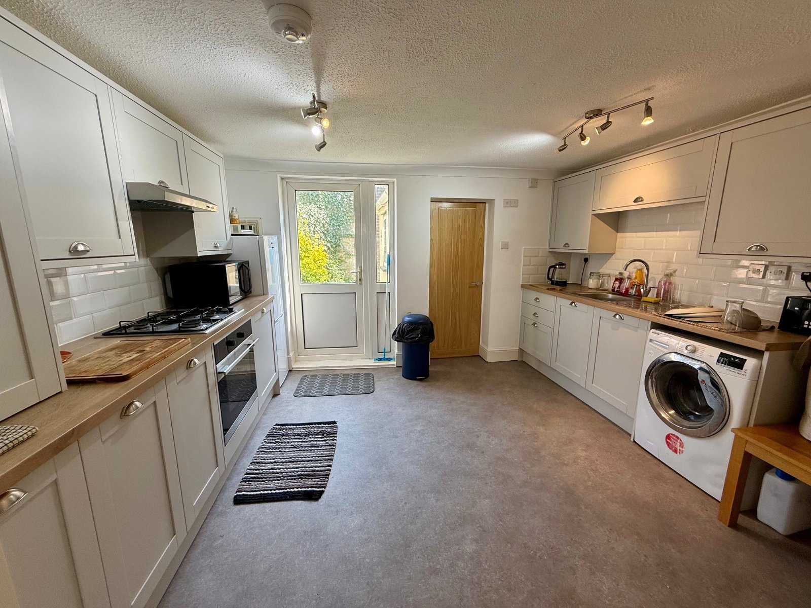 2 bedroom house to rent