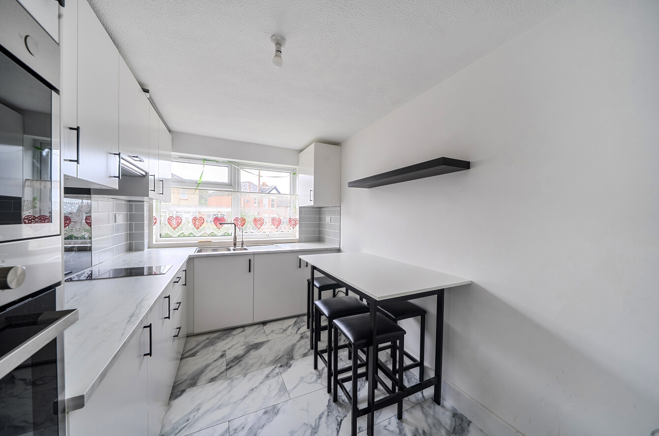 2 bedroom apartment to rent