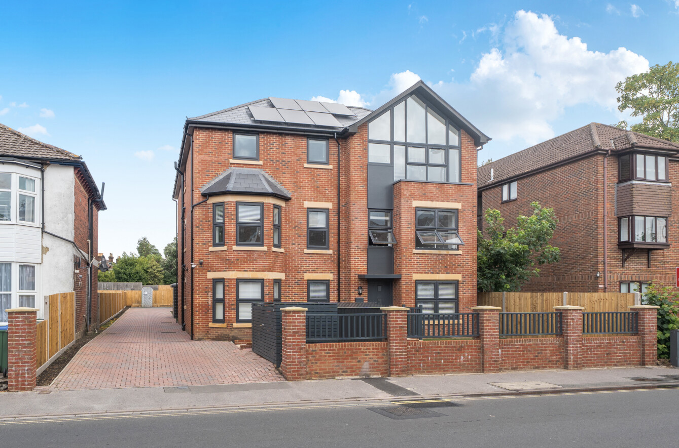 2 bedroom apartment to rent