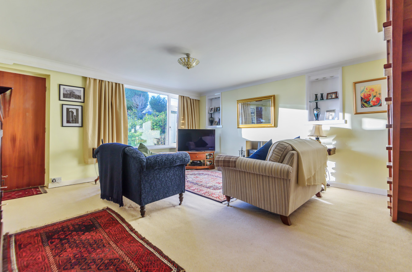 3 bedroom  detached house for sale