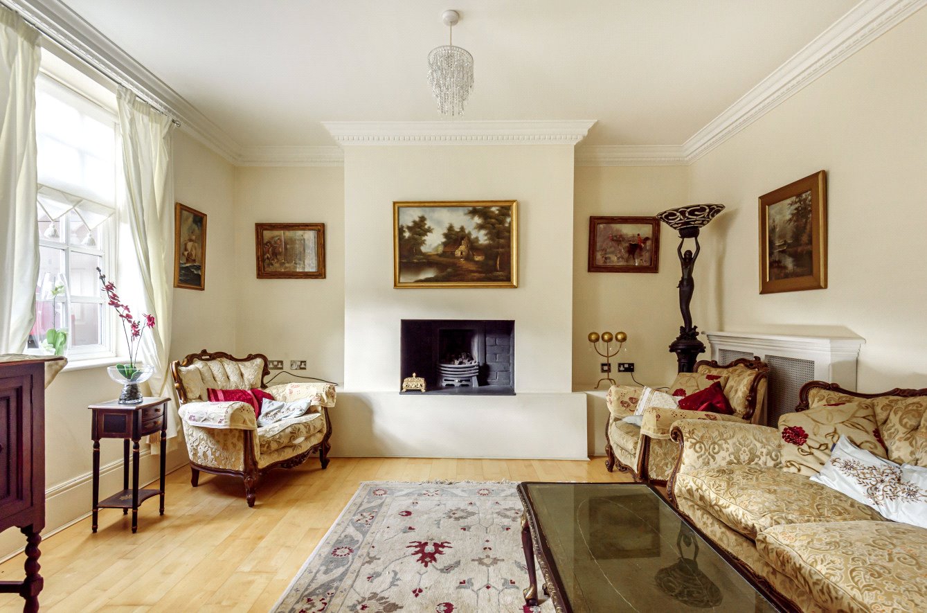 2 bedroom apartment to rent