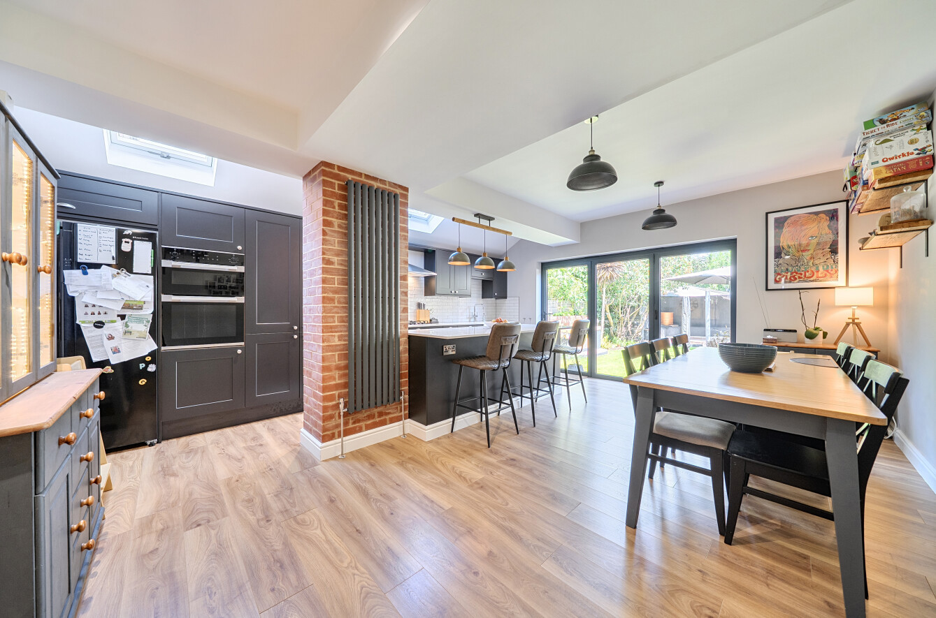 4 bedroom semi-detached house for sale