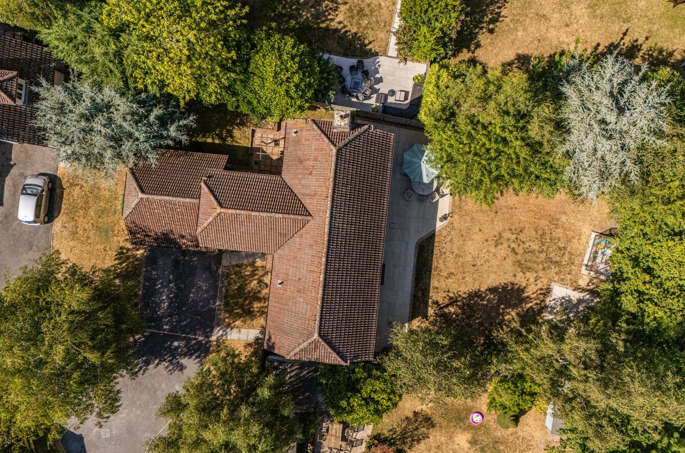 5 bedroom  detached house for sale
