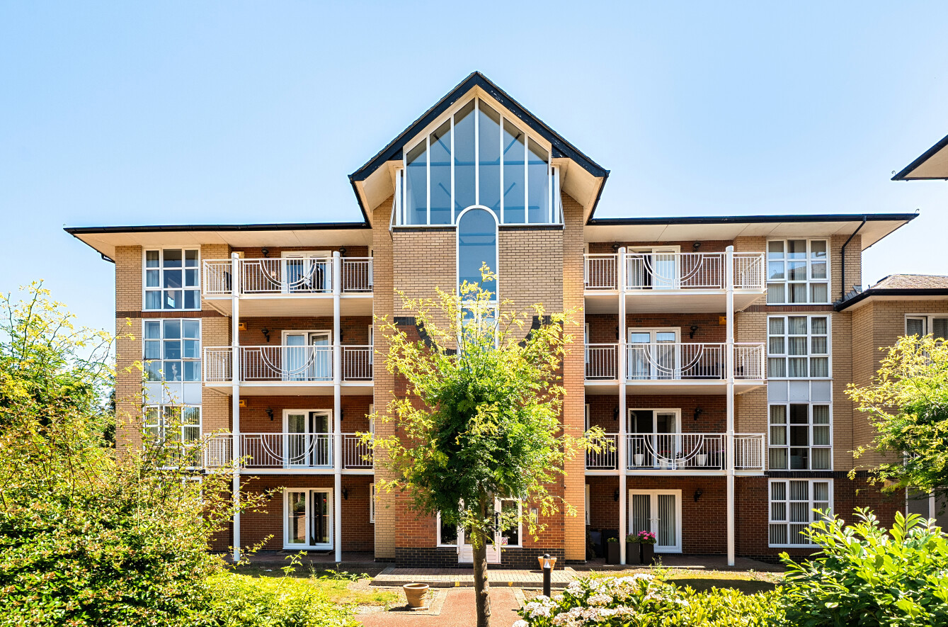 2 bedroom apartment for sale