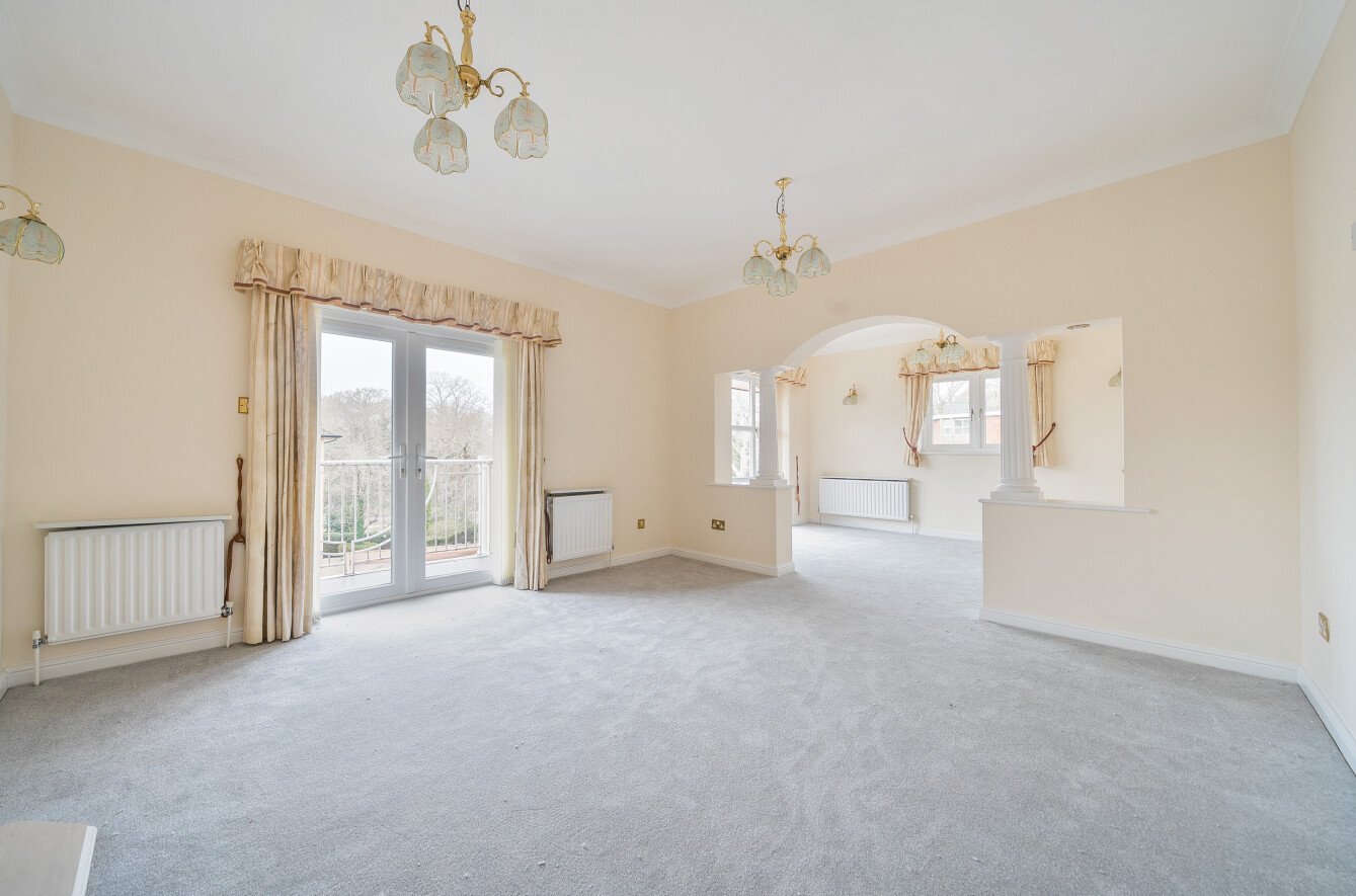 2 bedroom apartment for sale