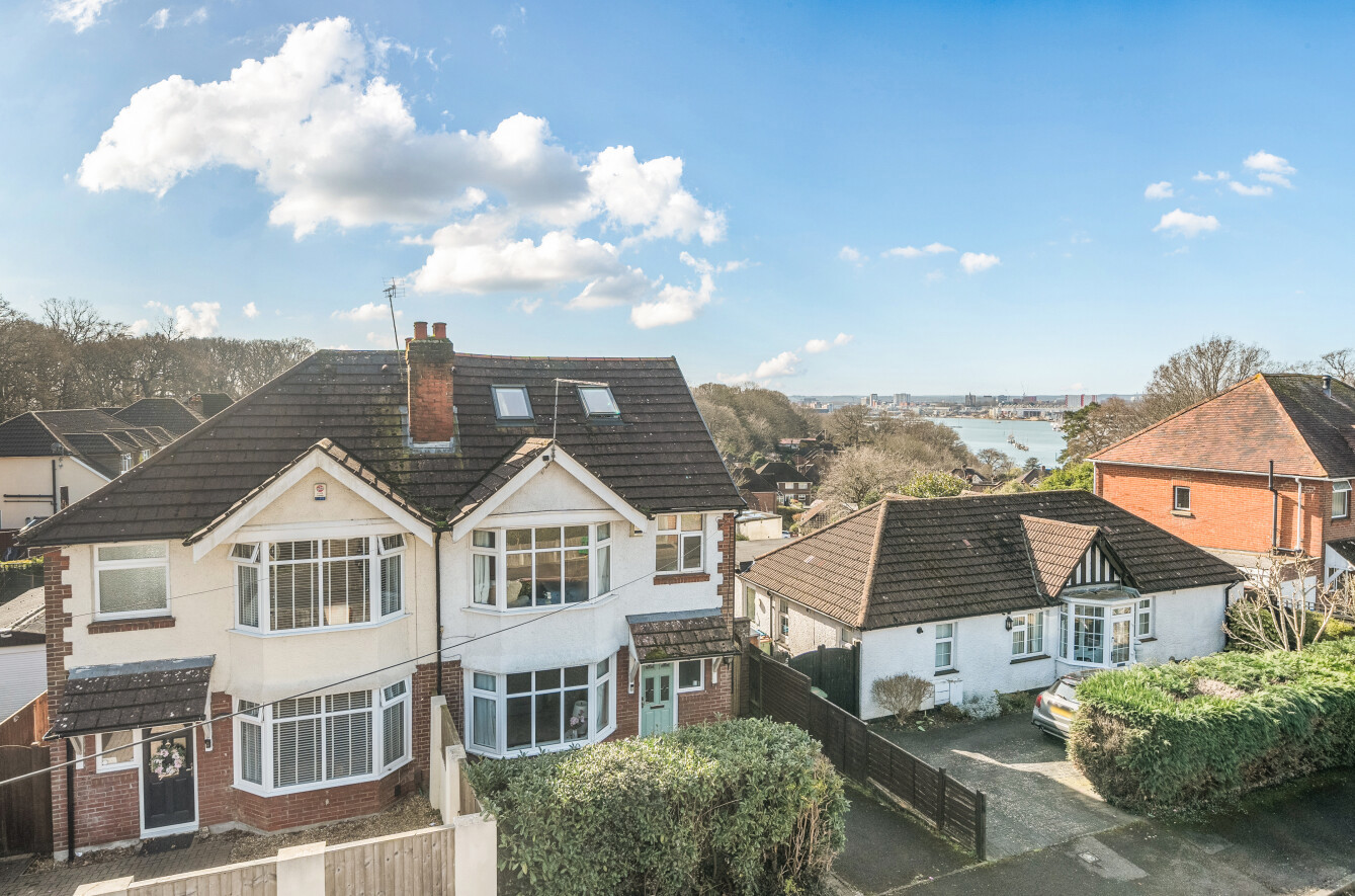4 bedroom semi-detached house for sale