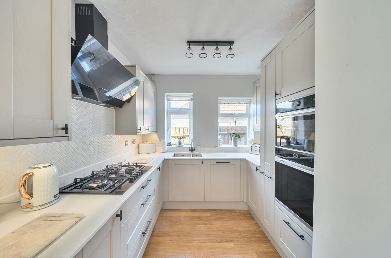 4 bedroom semi-detached house for sale