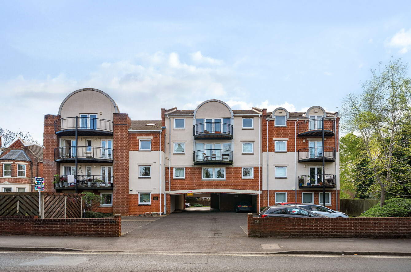 2 bedroom apartment for sale