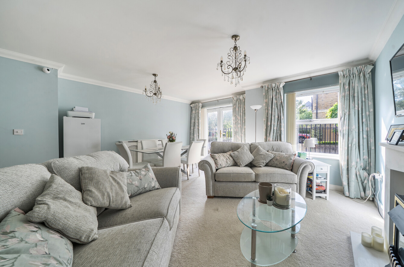 2 bedroom apartment for sale