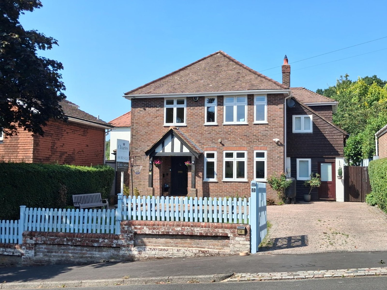 4 bedroom  detached house for sale