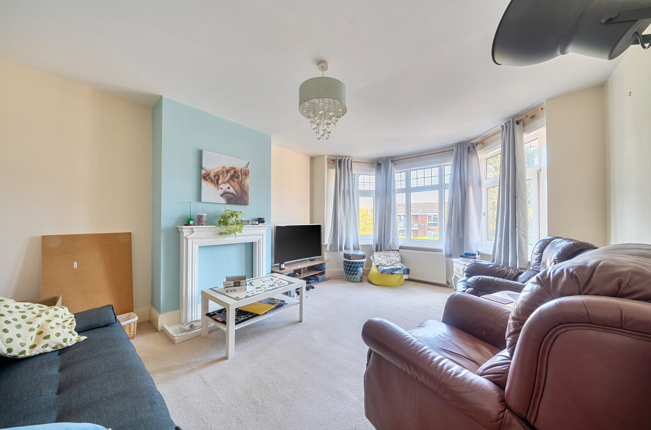 3 bedroom apartment for sale