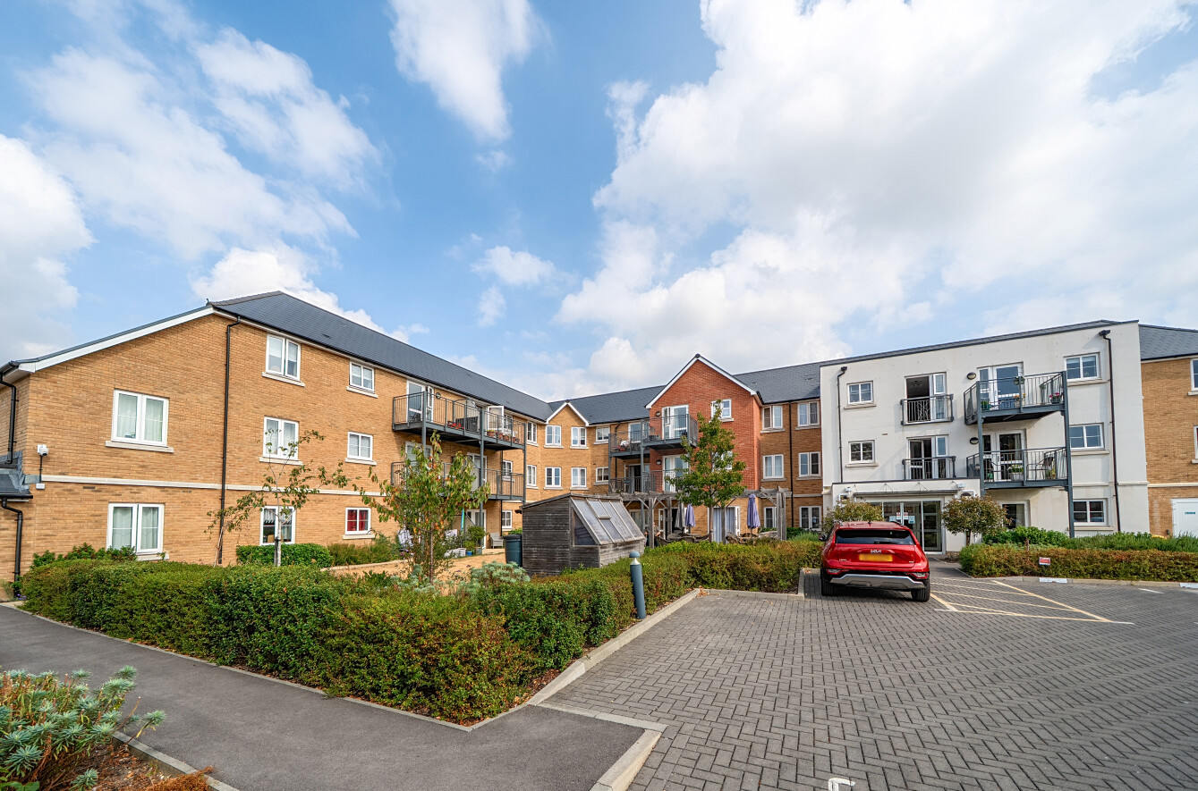 1 bedroom apartment for sale
