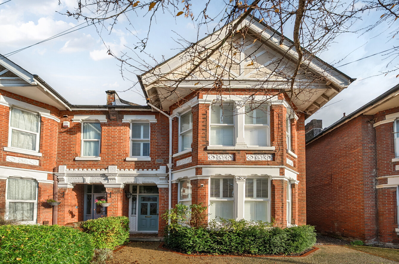 4 bedroom semi-detached house for sale
